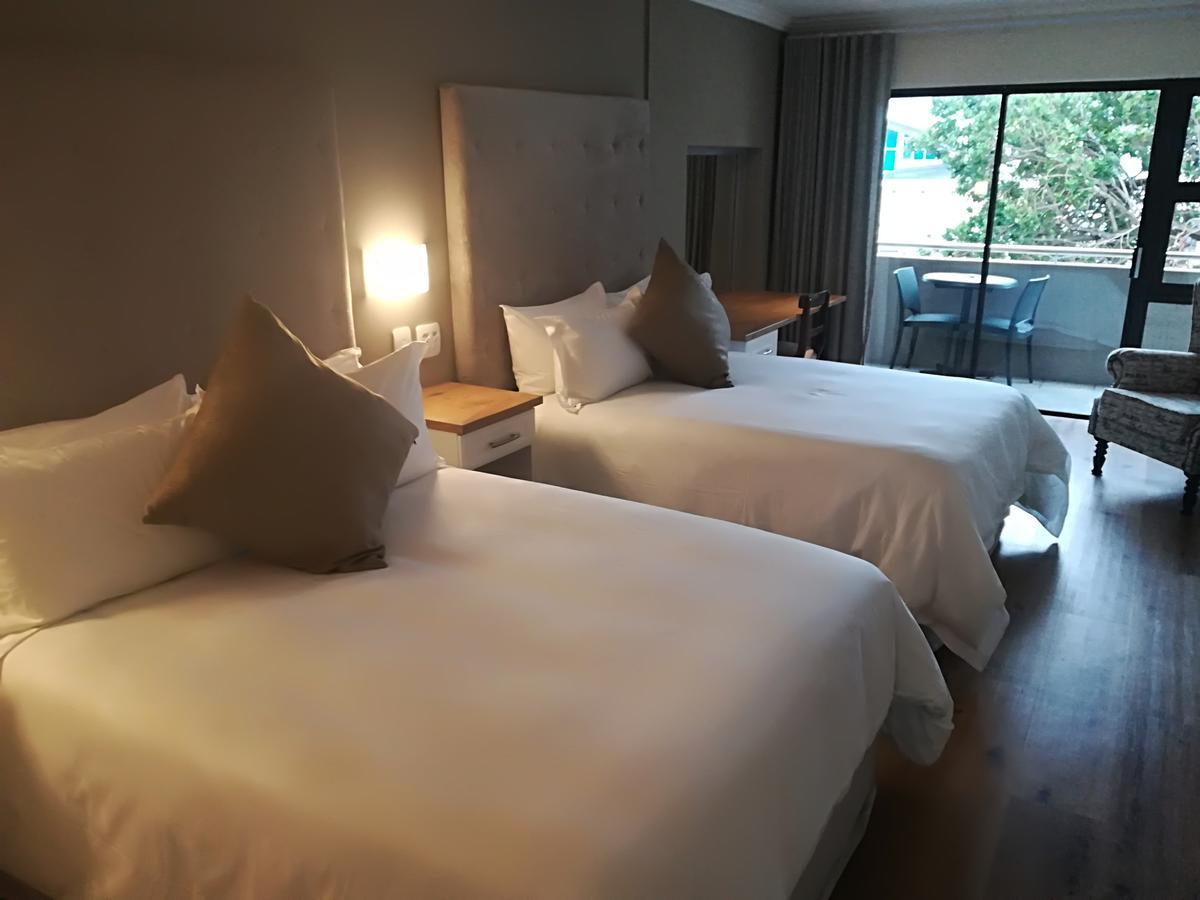 Herms Restaurant & Boutique Hotel Port Elizabeth Bagian luar foto