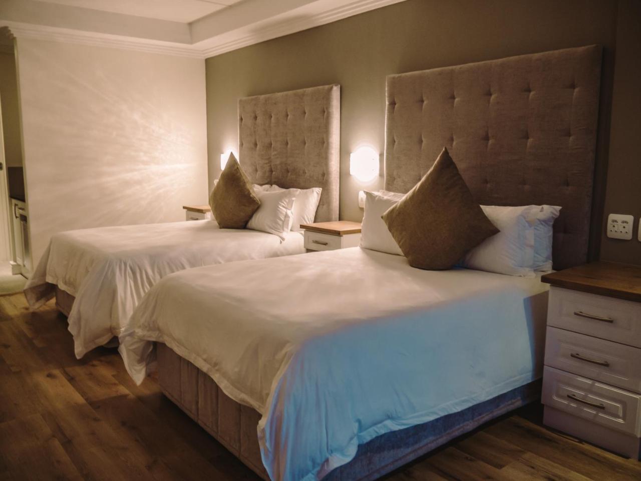 Herms Restaurant & Boutique Hotel Port Elizabeth Bagian luar foto